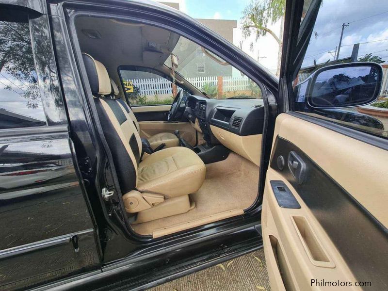 Isuzu CROSSWIND SPORTIVO X  in Philippines