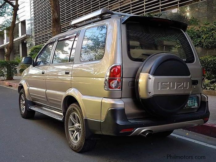 Isuzu Crosswind Sportivo X in Philippines