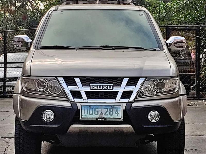 Isuzu Crosswind Sportivo X in Philippines