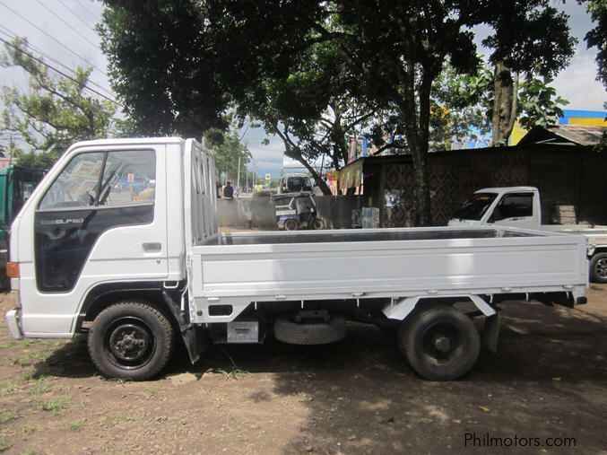 Used Isuzu Elf | 2013 Elf for sale | Davao Del Sur Isuzu Elf sales ...