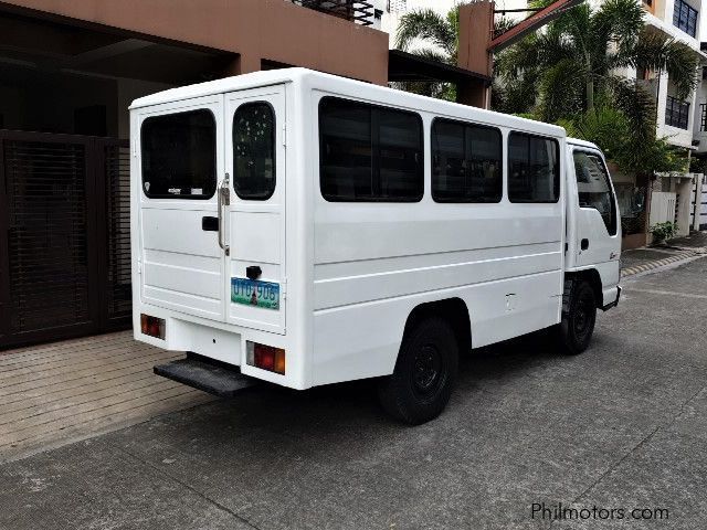 Isuzu Elf in Philippines