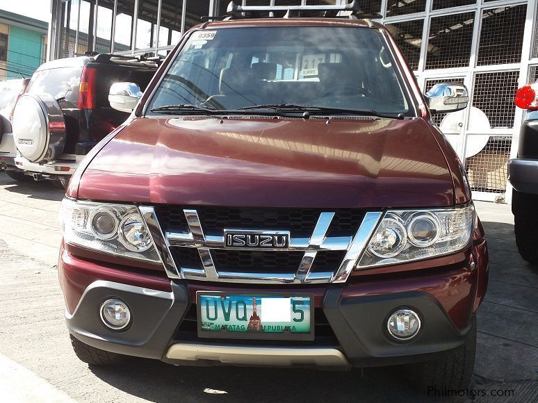 Isuzu crosswind SPORTIVO X in Philippines