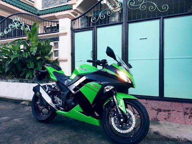 Used Kawasaki Ninja 250fi | 2013 Ninja 250fi for sale | Laguna Kawasaki Ninja sales Kawasaki Ninja 250fi Price ₱200,000 | Bikes ATV's & Scooters