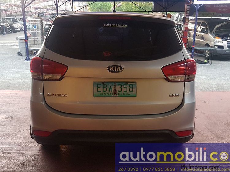 Kia Carens LX CRDI in Philippines