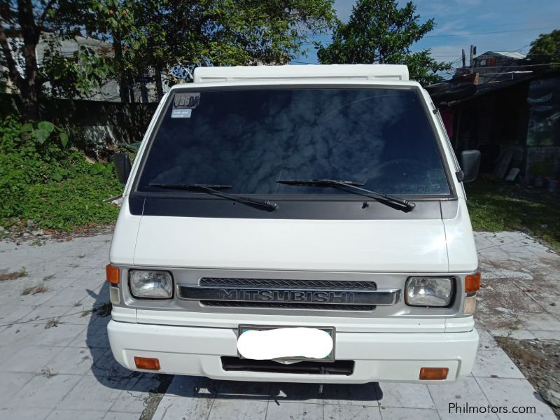 Mitsubishi L300 FB deluxe in Philippines