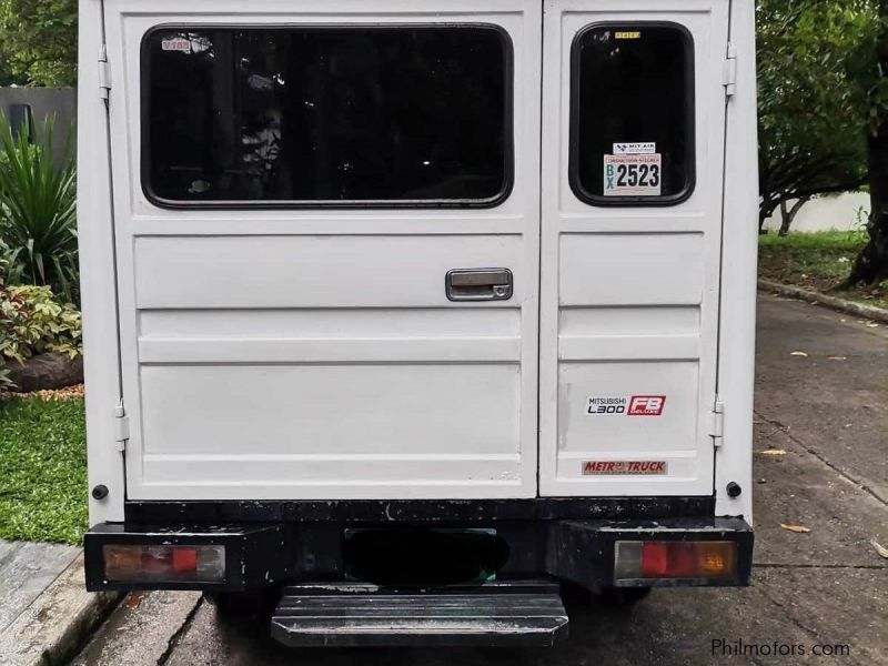 Mitsubishi L300 in Philippines