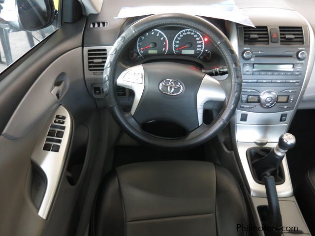 Toyota Altis 2013