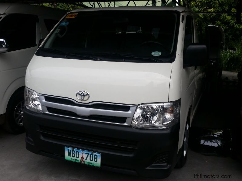 Toyota Hi ace Commuter in Philippines