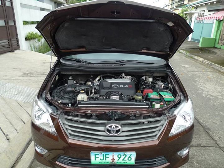 Toyota Innova E in Philippines