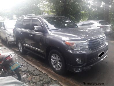 Toyota Land Cruiser in Philippines