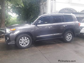 Toyota Land Cruiser in Philippines