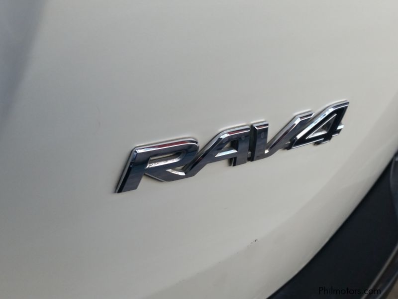 Toyota Rav 4 in Philippines