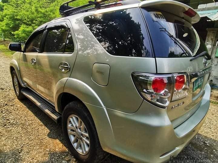 Toyota fortuner V 4x4 in Philippines