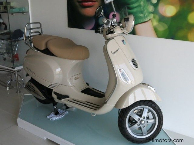 Vespa LXV 150 in Philippines