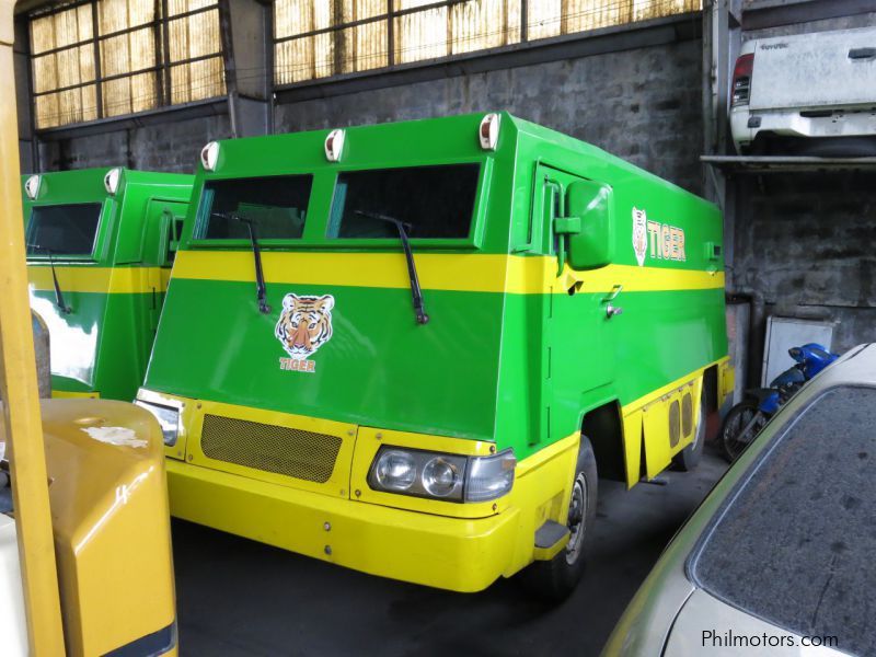 New Armored Bank Truck Bullet proof 2014 Bullet proof for sale