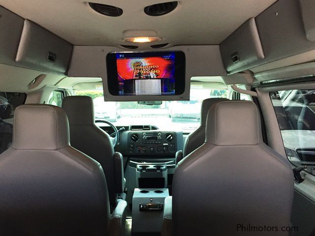 Ford E150 XLT Premium Club Wagon Limo Bubble Top Conversion Van Good as Brandnew in Philippines