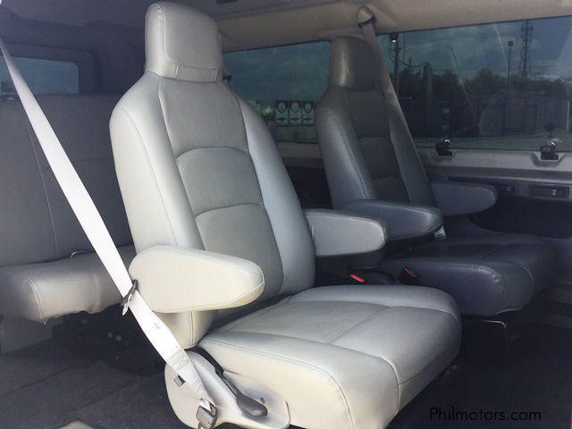 Ford E150 XLT Premium Club Wagon Limo Bubble Top Conversion Van Good as Brandnew in Philippines