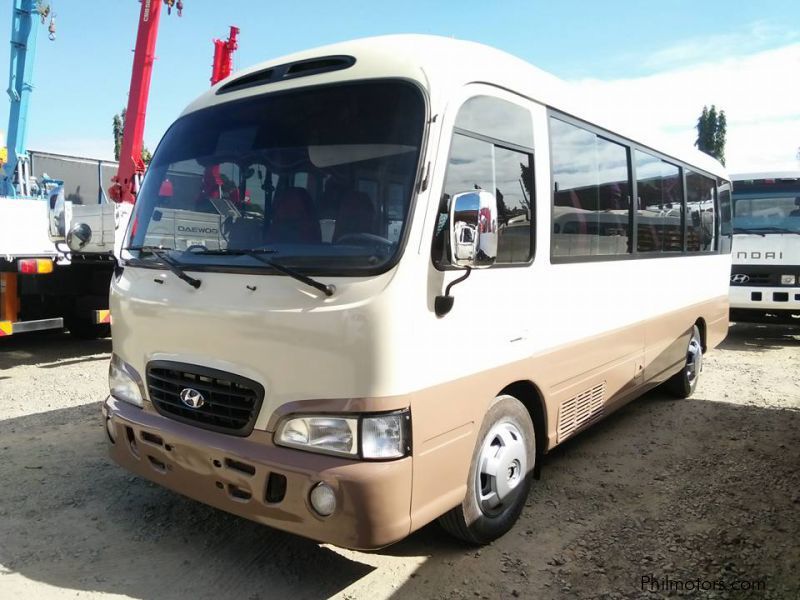 Hyundai county bus in Philippines