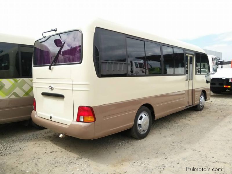 Hyundai county bus in Philippines