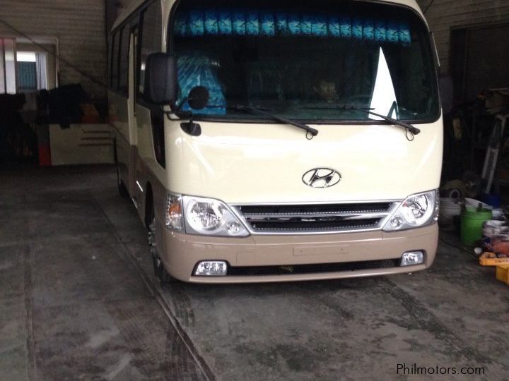 Hyundai county bus in Philippines
