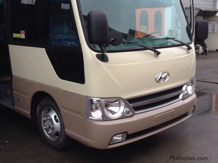 Hyundai county bus in Philippines