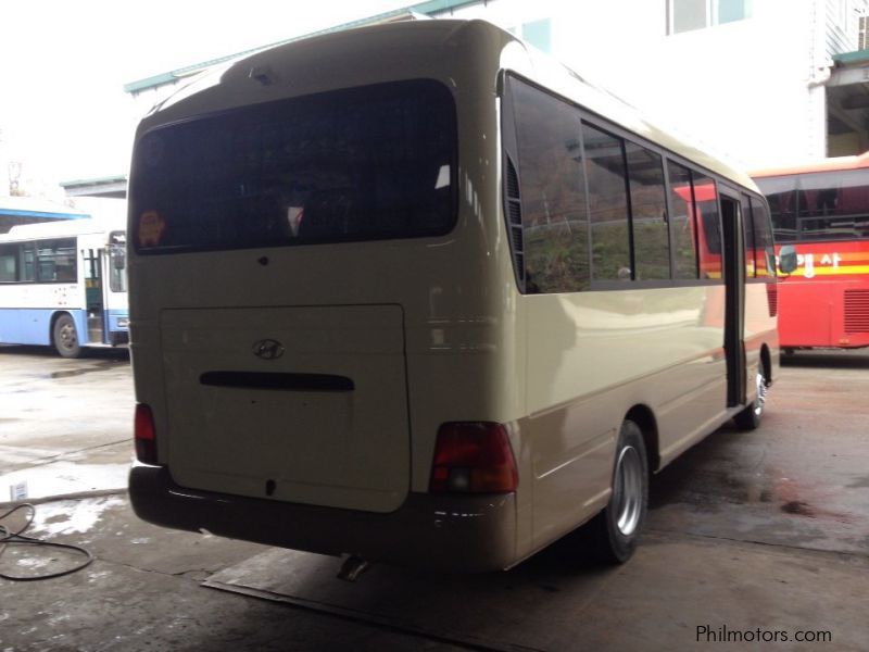 Hyundai county bus in Philippines