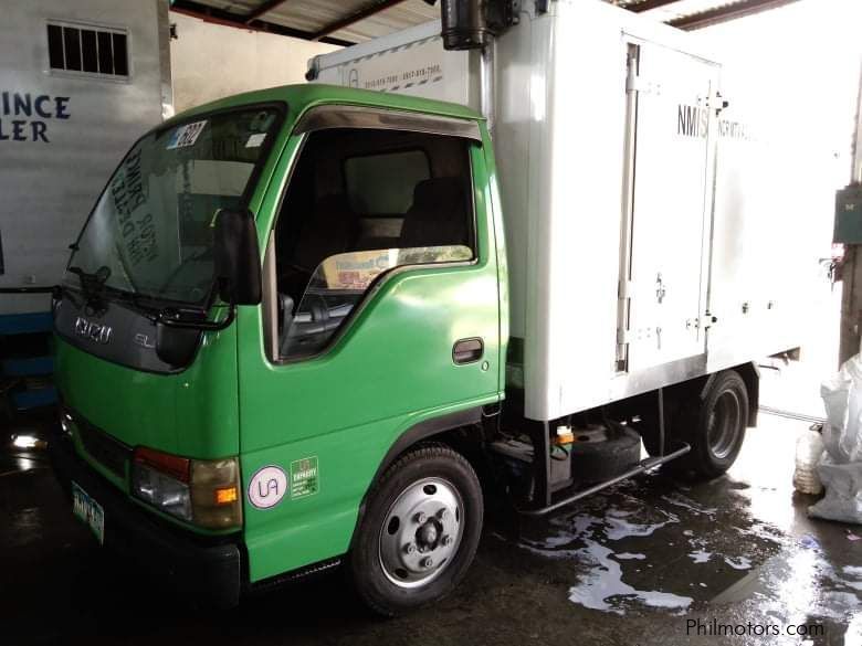 Isuzu Elf Freezer van in Philippines