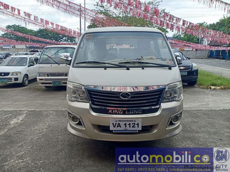 Isuzu King Long Univan in Philippines