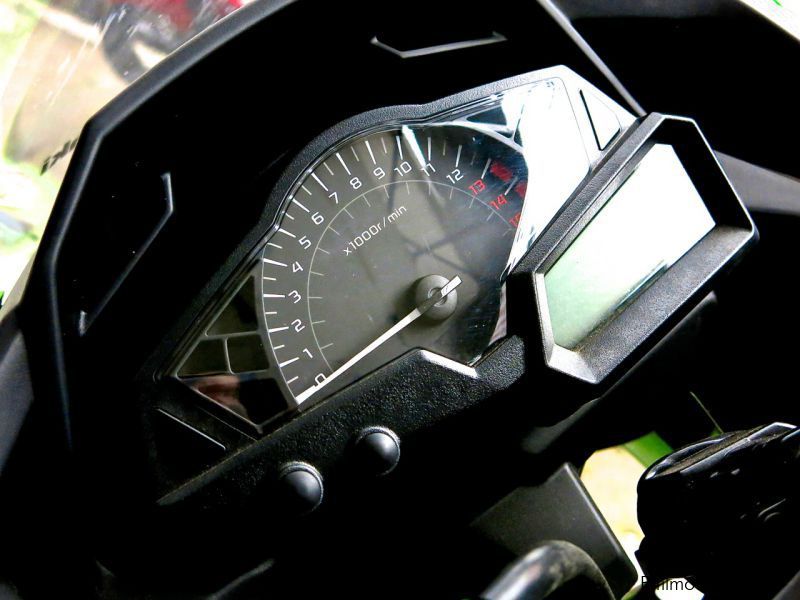 Kawasaki Ninja 250 R in Philippines