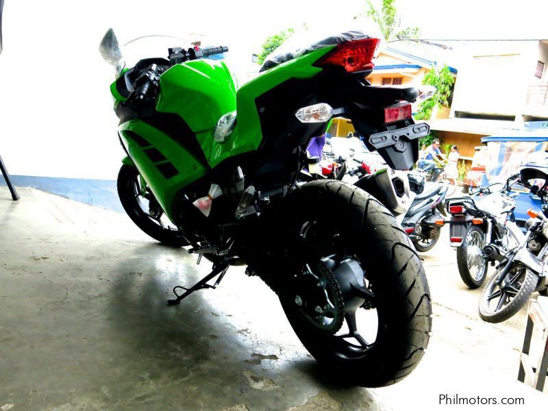 Kawasaki Ninja 250 R in Philippines