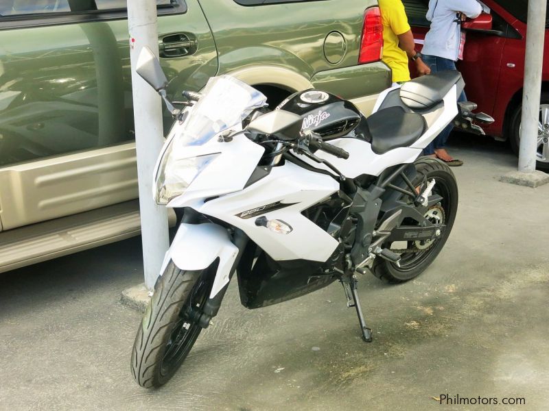 Kawasaki Ninja 250 cc in Philippines