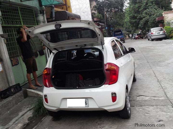 Kia Picanto EX in Philippines