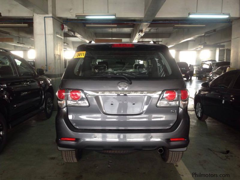 Toyota Fortuner 4x2 V Dsl AT w/ ALL IN PROMO in Philippines
