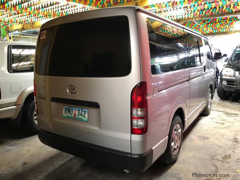 Toyota Hiace  commuter in Philippines