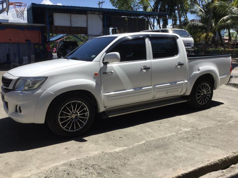 Toyota Hilux J. G-Look in Philippines