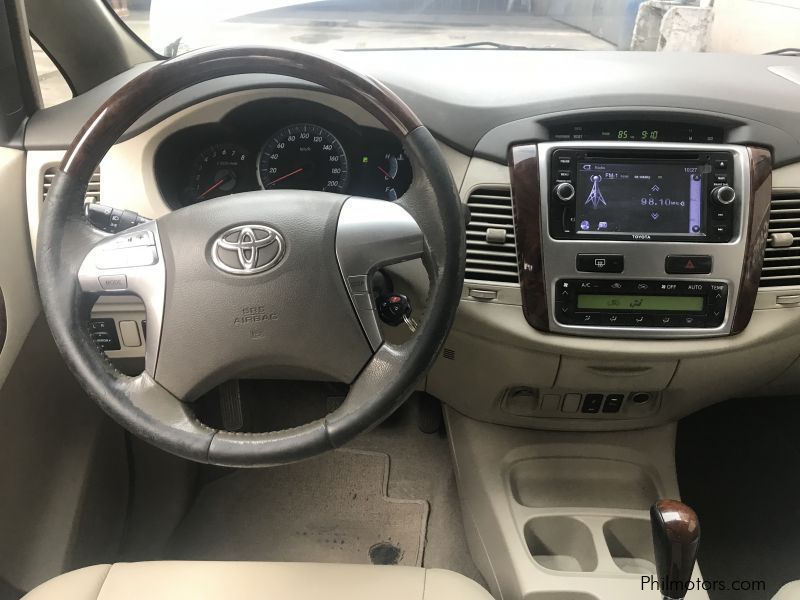 Toyota Innova V in Philippines