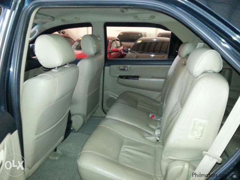 Toyota Toyota Fortuner 2.5 V 4x2 automatic diesel 2014 in Philippines