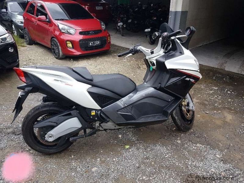 Used Aprilia 2015 Aprilia SRV850 Scooter 2015 2015 Aprilia SRV850