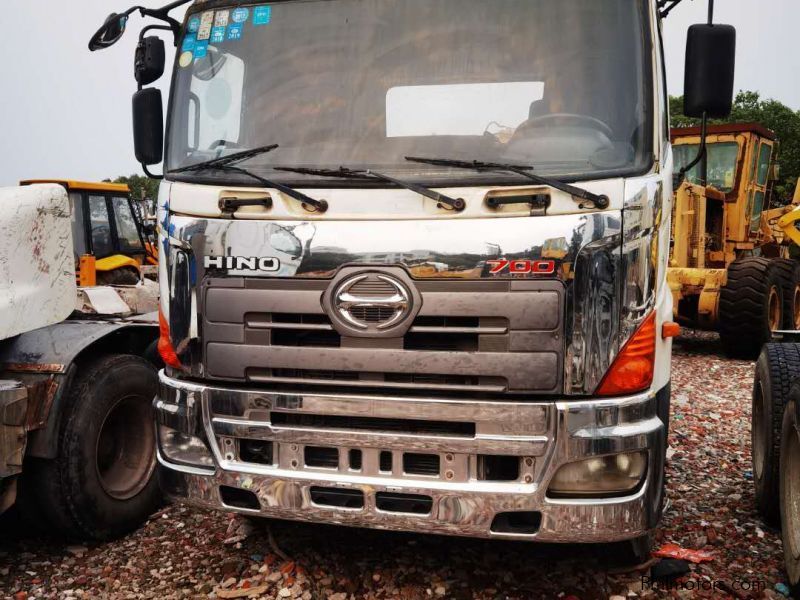 Hino 700 in Philippines