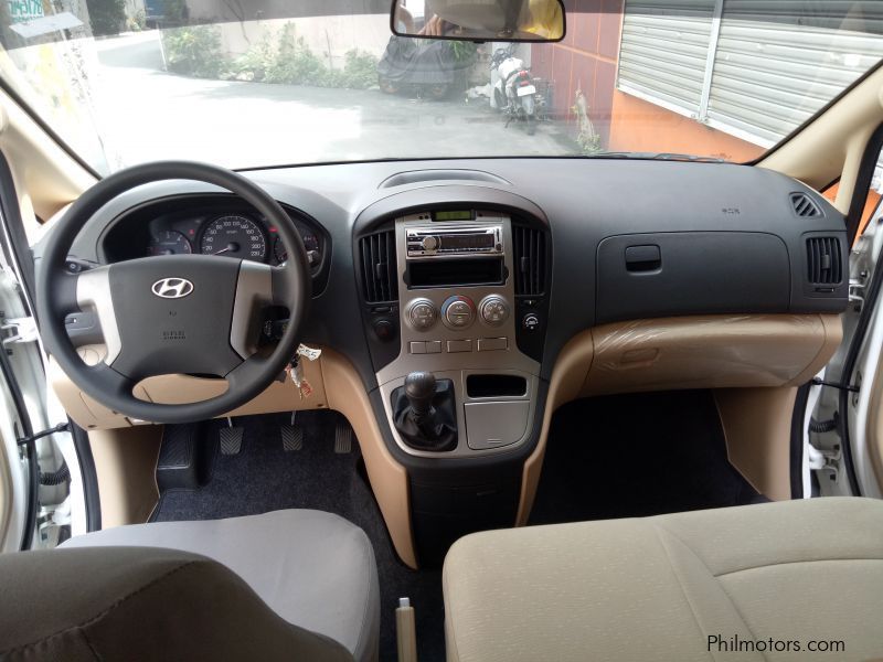 Hyundai Hyunda Grand Starex VGT 2.5 manual diesel 2015 in Philippines
