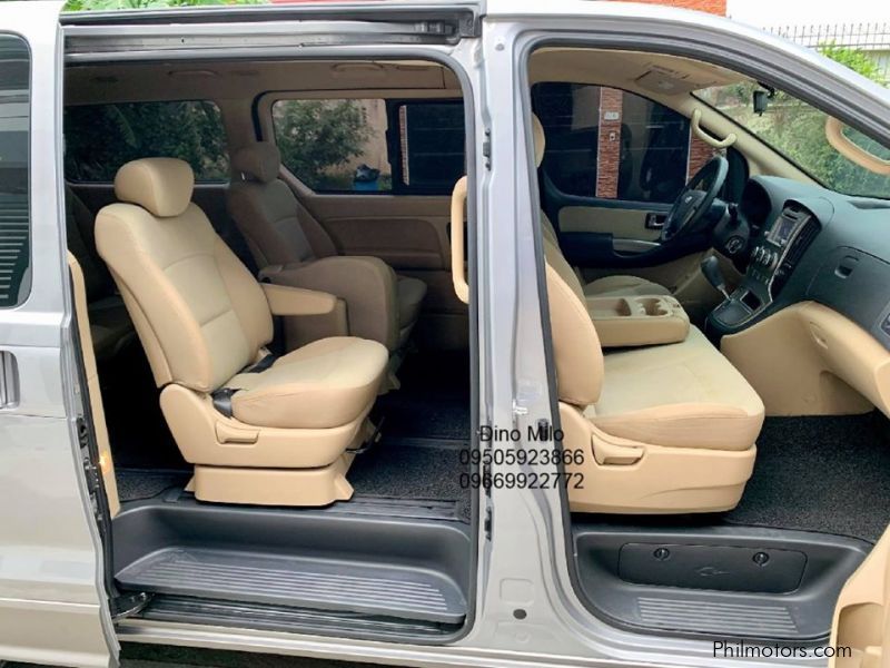 Hyundai Starex Gold Swivel Seats in Philippines