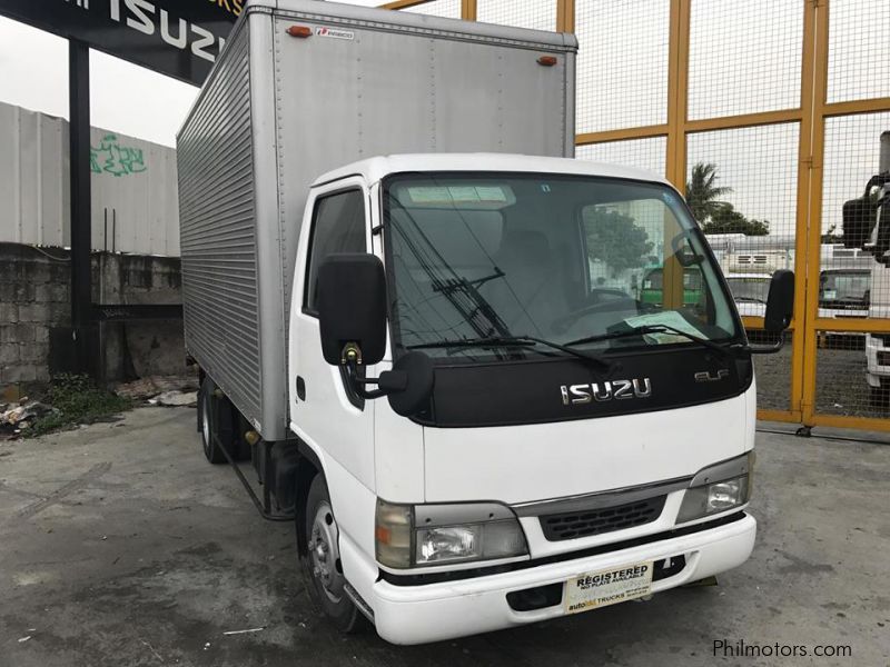 Isuzu 14ft NKR ALuminum Van in Philippines