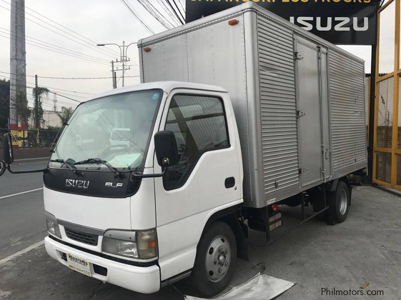 Isuzu 14ft NKR ALuminum Van in Philippines