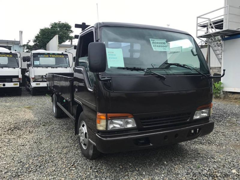 Isuzu 14ft NPR Dropside in Philippines