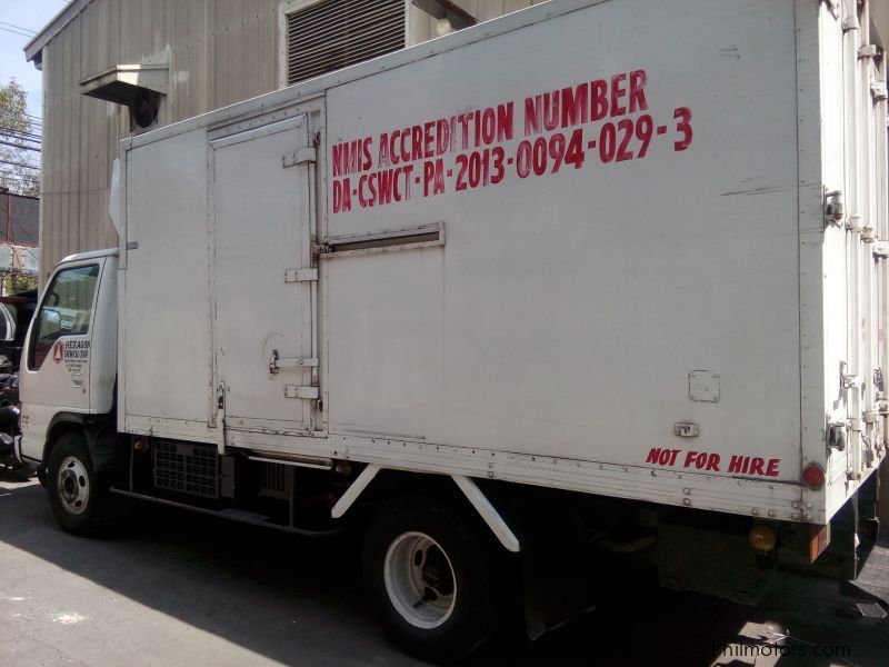 Isuzu Elf Freezer Van in Philippines