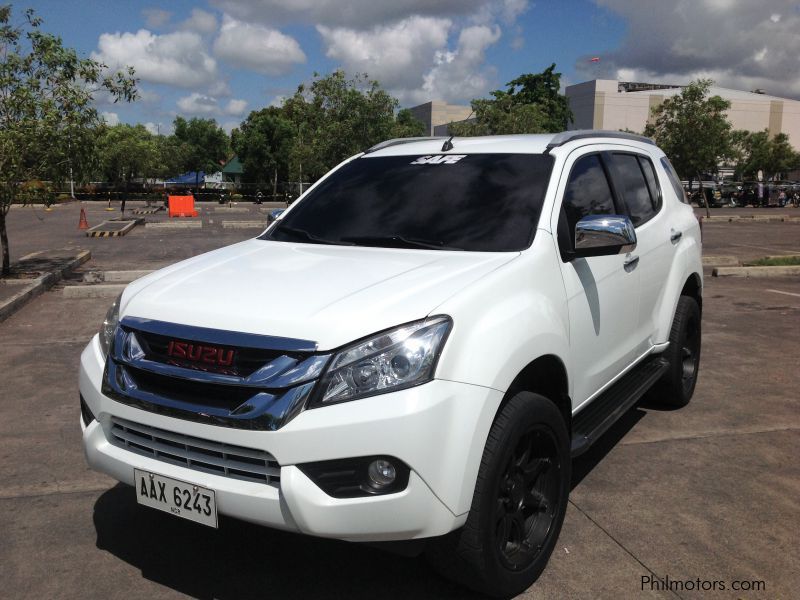 Honda Mobilio Price >> Used Isuzu MUX | 2015 MUX for sale | Quezon Isuzu MUX ... Honda Mobilio Price >> Used Isuzu MUX | 2015 MUX for sale | Quezon Isuzu MUX ...