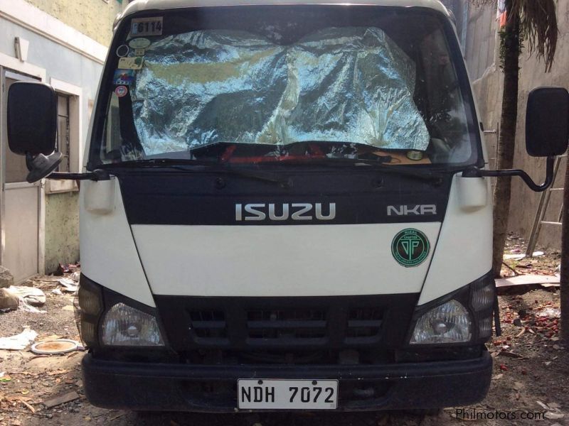 Isuzu NKR Reefer in Philippines