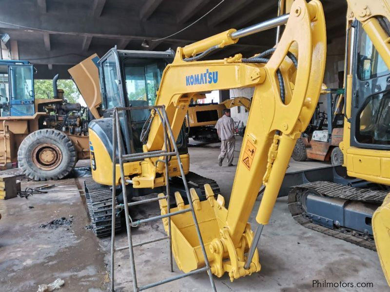 KOMATSU PC35MR in Philippines