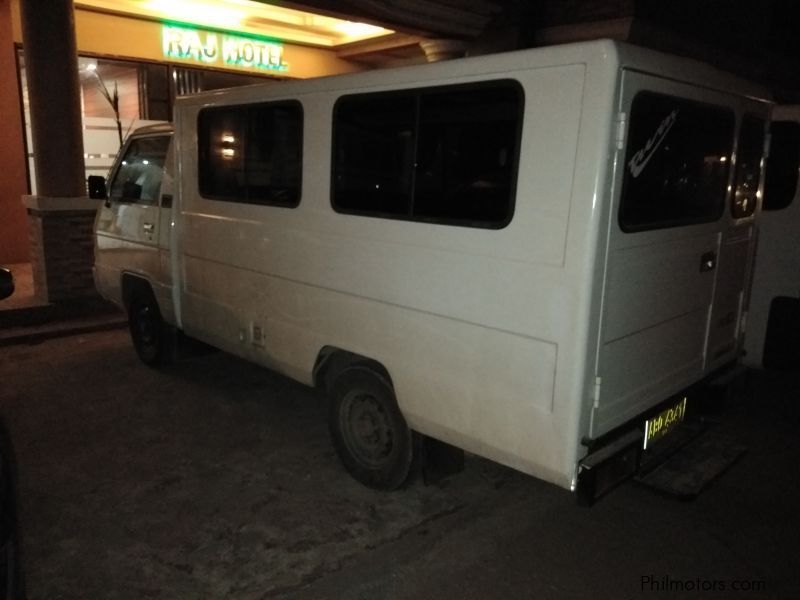 Mitsubishi L300 in Philippines