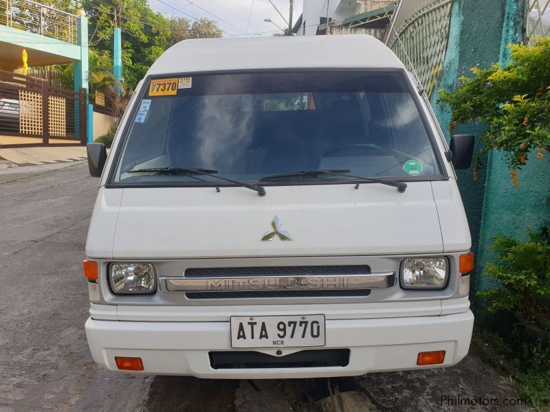 Mitsubishi L300 Exceed Versa Van in Philippines